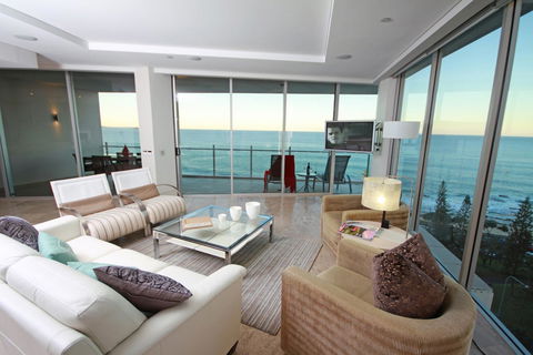 Oceans Mooloolaba - Lennox Head Accommodation 15