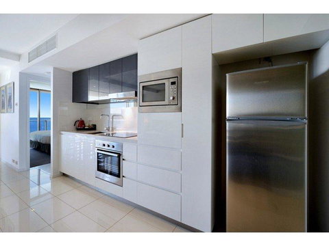 H Star Residences-- Paradise Stayz - Lennox Head Accommodation 10