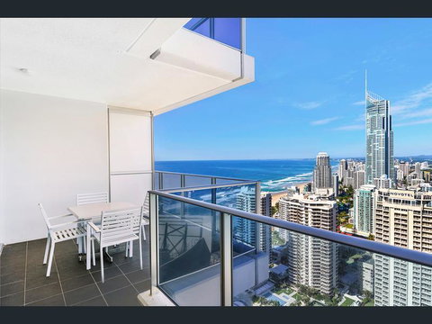 H Star Residences-- Paradise Stayz - Lennox Head Accommodation 18