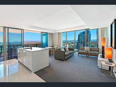 H Star Residences-- Paradise Stayz - Lennox Head Accommodation 2