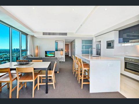H Star Residences-- Paradise Stayz - Lennox Head Accommodation 3