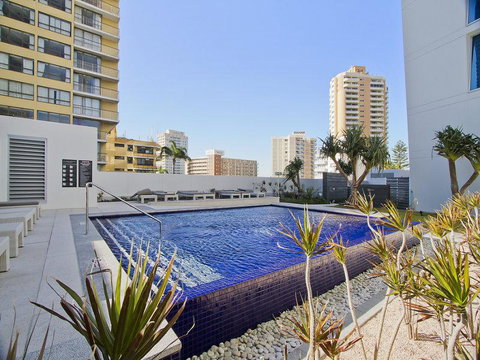 H Star Residences-- Paradise Stayz - Lennox Head Accommodation 6