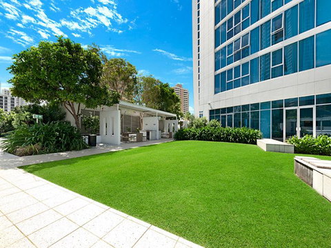 H Star Residences-- Paradise Stayz - Lennox Head Accommodation 24