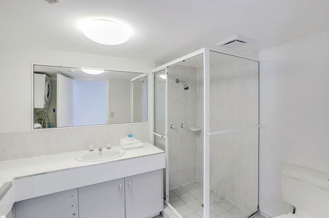 Catalina Resort - Lennox Head Accommodation 3