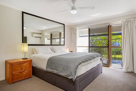 Gemini Court Holiday Apartments - Lennox Head Accommodation 10