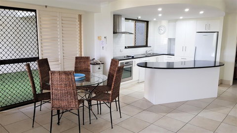 Gemini Court Holiday Apartments - Lennox Head Accommodation 17