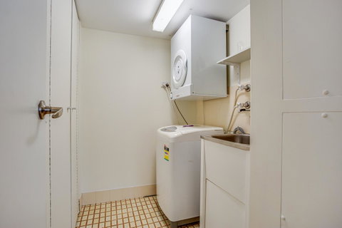 Gemini Court Holiday Apartments - Lennox Head Accommodation 6