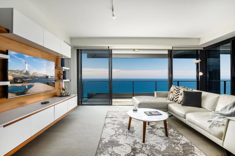 Ultra Broadbeach - Lennox Head Accommodation 20