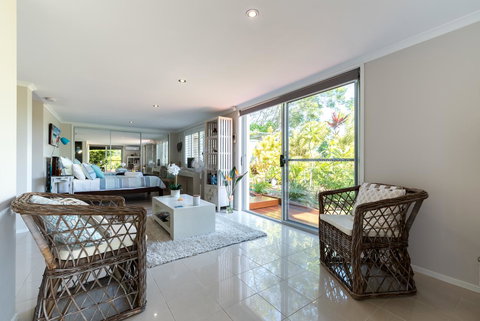 Private Guest Suite High On Currumbin Hill - Lennox Head Accommodation 3