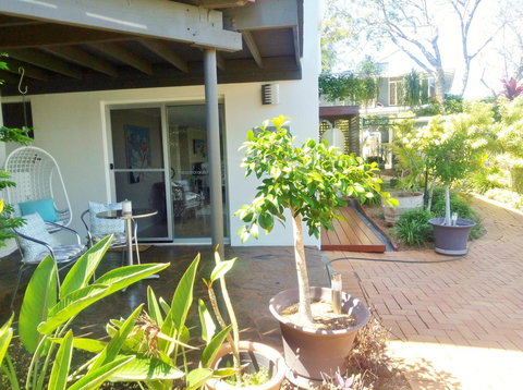 Private Guest Suite High On Currumbin Hill - Lennox Head Accommodation 25