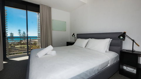 Swell Resort Burleigh Heads - Lennox Head Accommodation 3