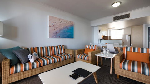 Swell Resort Burleigh Heads - Lennox Head Accommodation 9