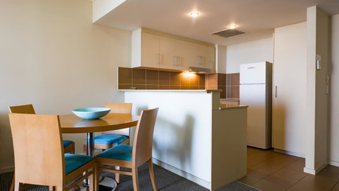 Swell Resort Burleigh Heads - Lennox Head Accommodation 4