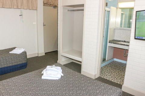Brighton Hotel - Lennox Head Accommodation 5