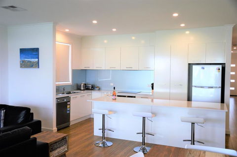 Western Breeze - Lennox Head Accommodation 0