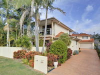Book Nelson Bay Accommodation Vacations Lennox Head Accommodation Lennox Head Accommodation