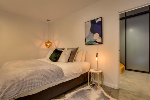 White Room Apartments - Lennox Head Accommodation 1