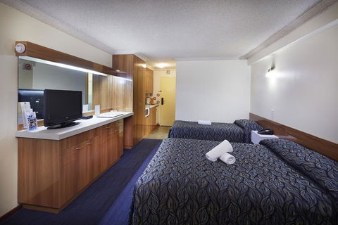 Windsor Lodge - Lennox Head Accommodation 2