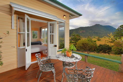Worendo Cottages - Lennox Head Accommodation 1