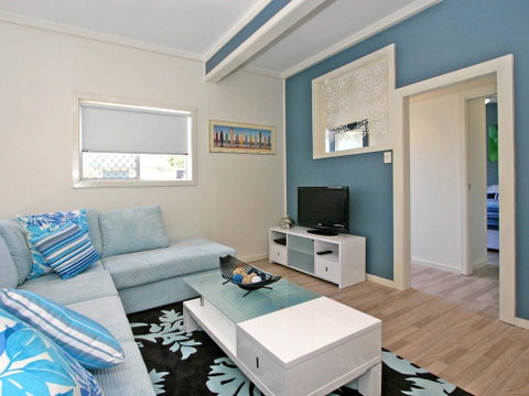 Yamba Daze - Sunrise - Pet Friendly - Lennox Head Accommodation 1