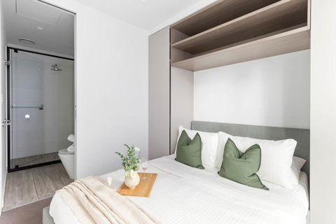 A 2BR Apt Near Melbourne Central & QV Market - Lennox Head Accommodation 1