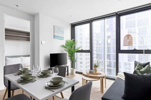 A 2BR Apt Near Melbourne Central & QV Market - Lennox Head Accommodation 0