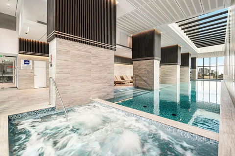 A 2BR Apt Near Melbourne Central & QV Market - Lennox Head Accommodation 3