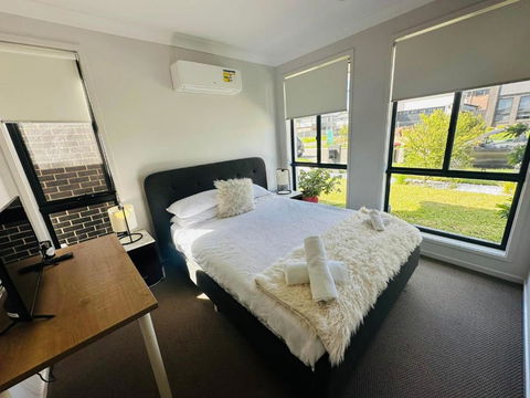 A Private Ensuite With AC And TV - Lennox Head Accommodation 3