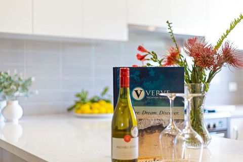 A Stones Throw - Lennox Head Accommodation 4
