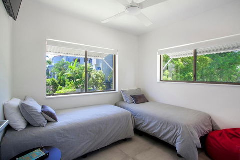 Aarons Luxury Retreat - Lennox Head Accommodation 3