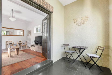 Acland Art Deco - Coastal Chic By St Kilda Beach - Lennox Head Accommodation 1