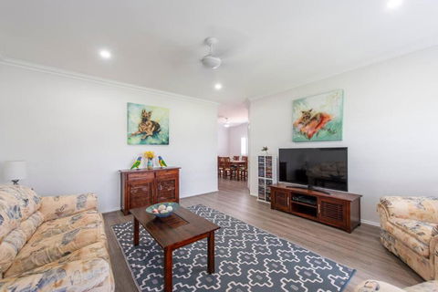 Admiralty Shores - LJHooker Yamba - Lennox Head Accommodation 1