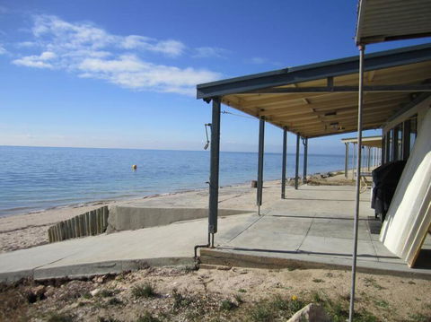 Aegean - Lennox Head Accommodation 0