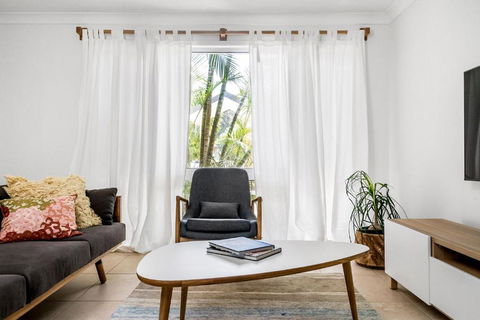 A Perfect Stay - Baby Blue - Lennox Head Accommodation 4