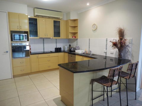 Accommodation On Westlake Mount Ommaney - Lennox Head Accommodation 1