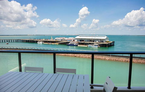 Absolute Waterfront - Tropical Sunrise Apartment Over The Water - Lennox Head Accommodation 2