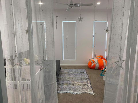 Absolute Familial Paradise- Greenbank - Lennox Head Accommodation 2