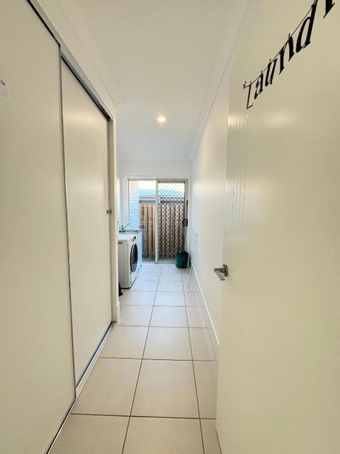 Absolute Familial Paradise- Greenbank - Lennox Head Accommodation 4