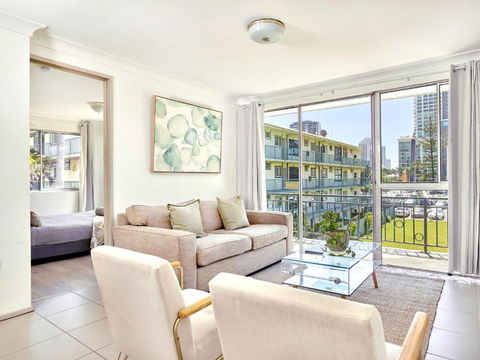 Affordable Accommodation In The Heart Of Surfers Paradise - Lennox Head Accommodation 0