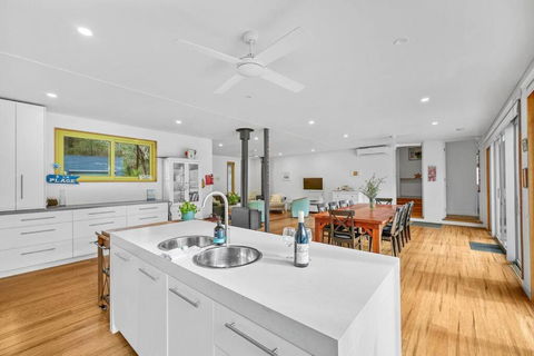 Aireys Bush Retreat - Lennox Head Accommodation 2