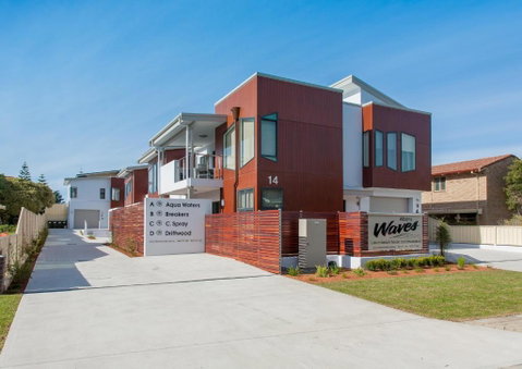 Albany Waves - Lennox Head Accommodation 1