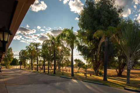 Albert Park Motor Inn-KING BEDS-POOL-SHADED PARKING - Lennox Head Accommodation 2