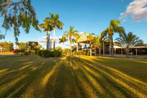 Albert Park Motor Inn-KING BEDS-POOL-SHADED PARKING - Lennox Head Accommodation 0