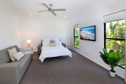 Alex Heads Beach Haven - Lennox Head Accommodation 3