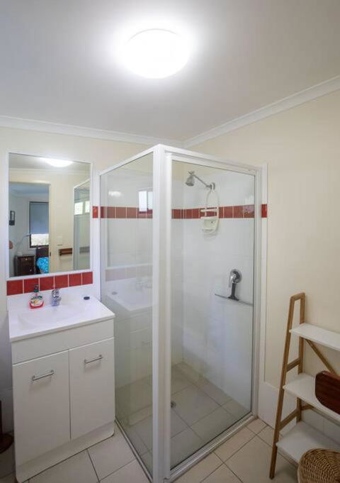Allamanda Cottage - Close To Beach - Pet Friendly - Lennox Head Accommodation 4