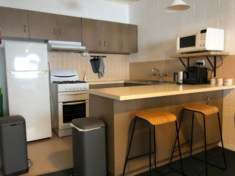 Alpine Cabin- Spa/Pool/Sauna - Lennox Head Accommodation 4