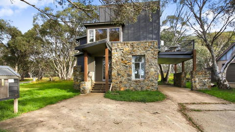 Alpine Walkabout - Lennox Head Accommodation 0