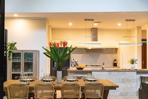 Amalfi - Port Douglas, Luxury In The Centre Of Town - Lennox Head Accommodation 3
