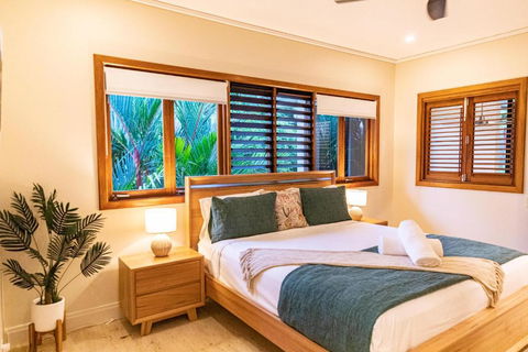 Amalfi - Port Douglas, Luxury In The Centre Of Town - Lennox Head Accommodation 4