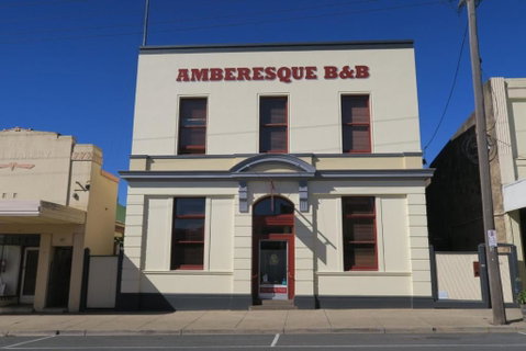 Amberesque B&B - Lennox Head Accommodation 0